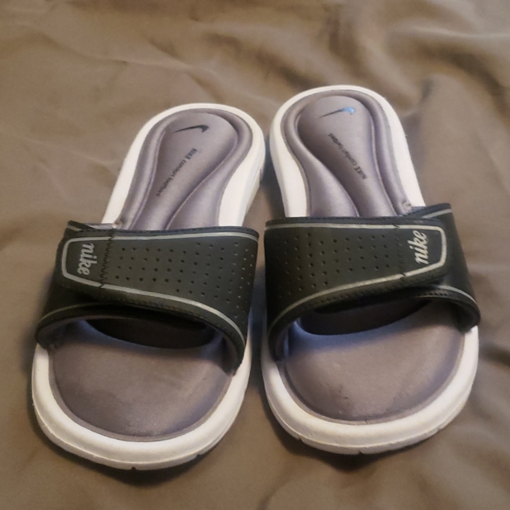 Boys slide on Nike sandels